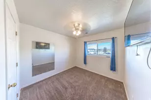 810 S 175 E, Layton, UT 84041 - Photo 23