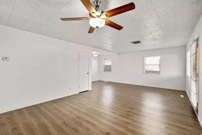 4207 W 5780 S, Kearns, UT 84118 - Photo 3