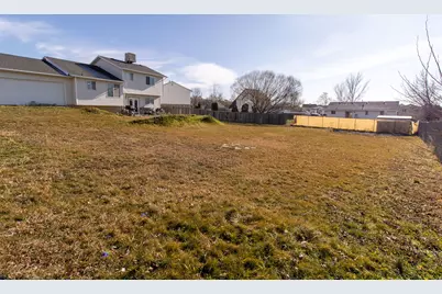 64 N 250 W, Clearfield, UT 84015 - Photo 15