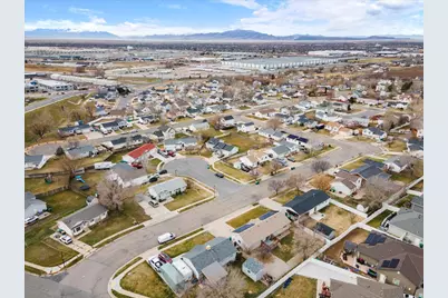 64 N 250 W, Clearfield, UT 84015 - Photo 23