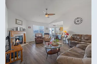 13237 S 2480 W, Riverton, UT 84065 - Photo 11