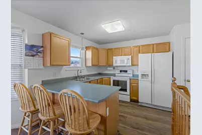 13237 S 2480 W, Riverton, UT 84065 - Photo 13