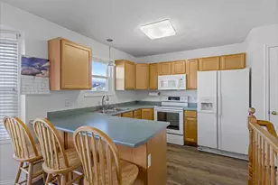 13237 S 2480 W, Riverton, UT 84065 - Photo 13