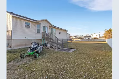 13237 S 2480 W, Riverton, UT 84065 - Photo 27