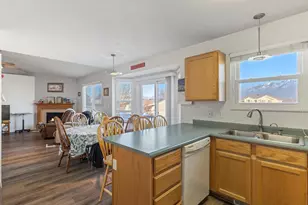 13237 S 2480 W, Riverton, UT 84065 - Photo 15