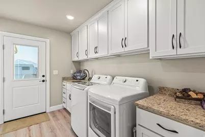 1075 S 800 E, Elsinore, UT 84724 - Photo 27