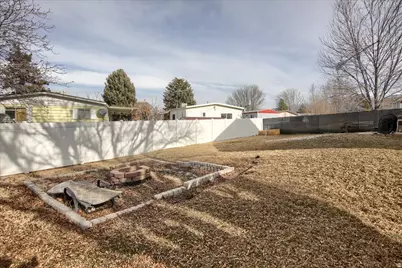 2602 W 3900 S, Roy, UT 84067 - Photo 31