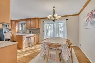 2600 E Oak Creek Dr, Sandy, UT 84093 - Photo 9