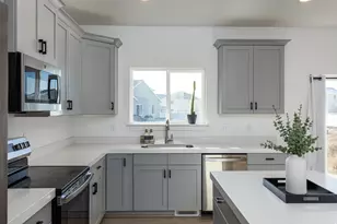 1068 E Springwater Way, Eagle Mountain, UT 84005 - Photo 7