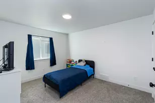 1068 E Springwater Way, Eagle Mountain, UT 84005 - Photo 13