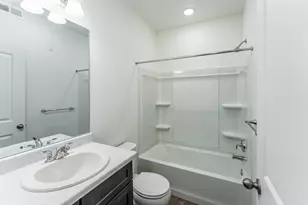 8333 S S Iris Lumi Ln W, Midvale, UT 84047 - Photo 7
