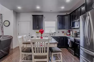 4259 E Hl Vw Dr, Eagle Mountain, UT 84005 - Photo 13