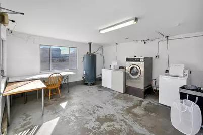 289 N Main St, Loa, UT 84747 - Photo 31