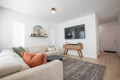 15209 S Wild Horse Way, Bluffdale, UT 84065 - Photo 7