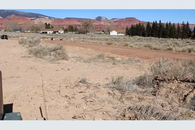 140 E Teasdale Rd #1, Teasdale, UT 84773 - Photo 3