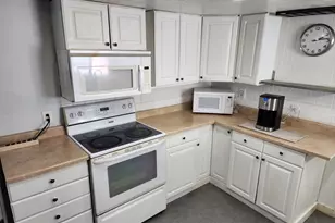 244 E Crescent Park Way, Sandy, UT 84070 - Photo 3