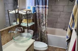 244 E Crescent Park Way, Sandy, UT 84070 - Photo 9