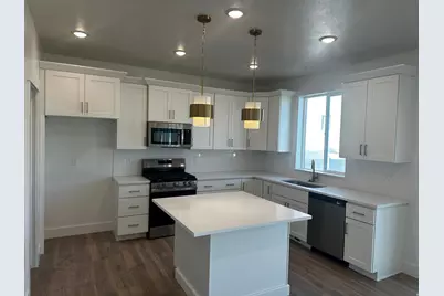 2414 W Santa Fe Dr, Mapleton, UT 84664 - Photo 5