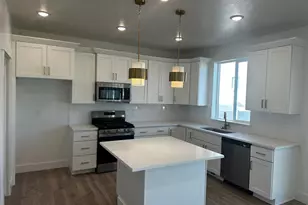 2414 W Santa Fe Dr, Mapleton, UT 84664 - Photo 5