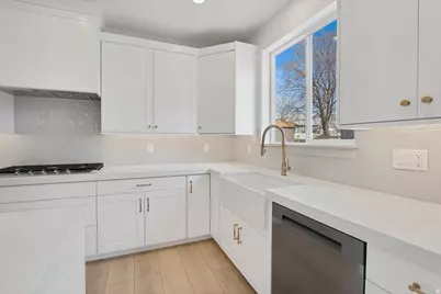 295 E 2050 S #1, Bountiful, UT 84010 - Photo 17