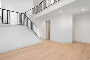 295 E 2050 S, Bountiful, UT 84010 - Photo 3