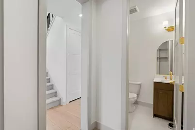 295 E 2050 S #1, Bountiful, UT 84010 - Photo 7