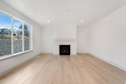 295 E 2050 S #1, Bountiful, UT 84010 - Photo 11