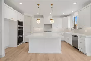 295 E 2050 S, Bountiful, UT 84010 - Photo 15