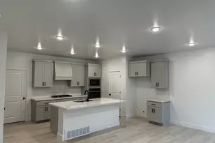 26 S Moonlit Rd, Mapleton, UT 84664 - Photo 3