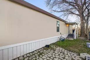 7032 W Apaloosa Dr, West Valley, UT 84128 - Photo 25