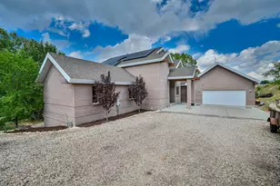 320 S Old Farm Ln E, Coalville, UT 84017 - Photo 5