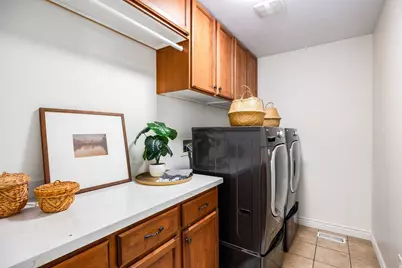 439 E Midlake Dr, Draper, UT 84020 - Photo 7