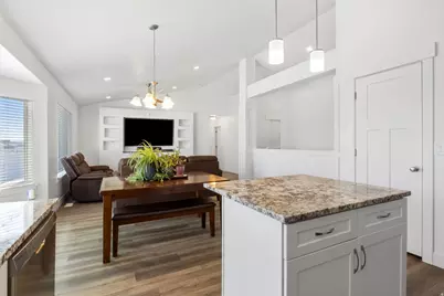 4854 N Cliffrose Dr, Eagle Mountain, UT 84005 - Photo 9