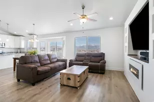 4854 N Cliffrose Dr, Eagle Mountain, UT 84005 - Photo 11