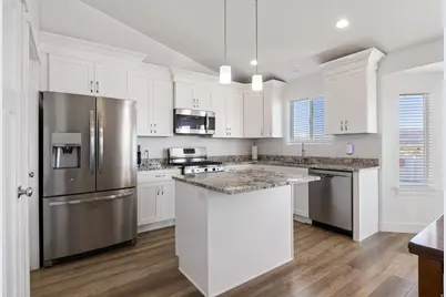 4854 N Cliffrose Dr, Eagle Mountain, UT 84005 - Photo 5