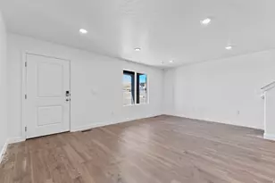 4279 N 325 E, Lehi, UT 84048 - Photo 11