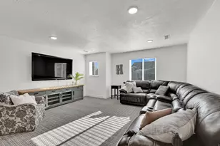 290 E 1825 N, North Ogden, UT 84414 - Photo 13