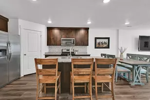 290 E 1825 N, North Ogden, UT 84414 - Photo 9