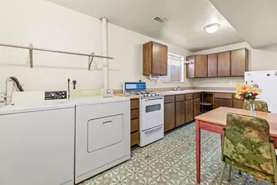 339 E Main St, Grantsville, UT 84029 - Photo 17