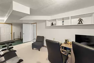 1127 N 3150 E, Layton, UT 84040 - Photo 41