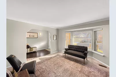 1127 N 3150 E, Layton, UT 84040 - Photo 7