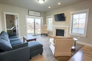 6171 S 1525 E, South Ogden, UT 84405 - Photo 11