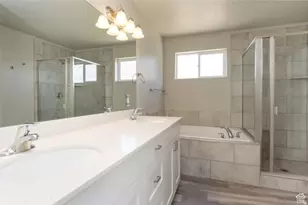 1888 W 950 N, Farmington, UT 84025 - Photo 13