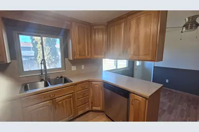 1123 N 800 W, Orem, UT 84057 - Photo 11
