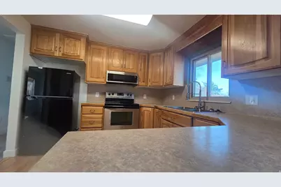 1123 N 800 W, Orem, UT 84057 - Photo 9