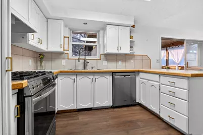 3129 N 1050 E, North Ogden, UT 84414 - Photo 5