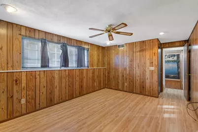 753 S 300 E, Layton, UT 84041 - Photo 25