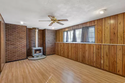 753 S 300 E, Layton, UT 84041 - Photo 21