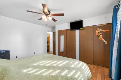 753 S 300 E, Layton, UT 84041 - Photo 17