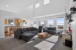 3362 E Summer Fallow Dr, Eagle Mountain, UT 84005 - Photo 11